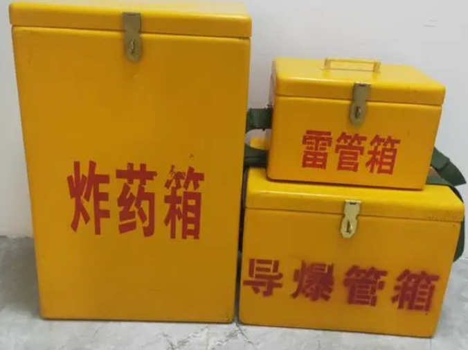 长丰镇玻璃钢雷管箱的适用范围