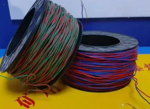 长丰镇放炮线的主要材质有哪些？不同材质的适用场景有何区别？